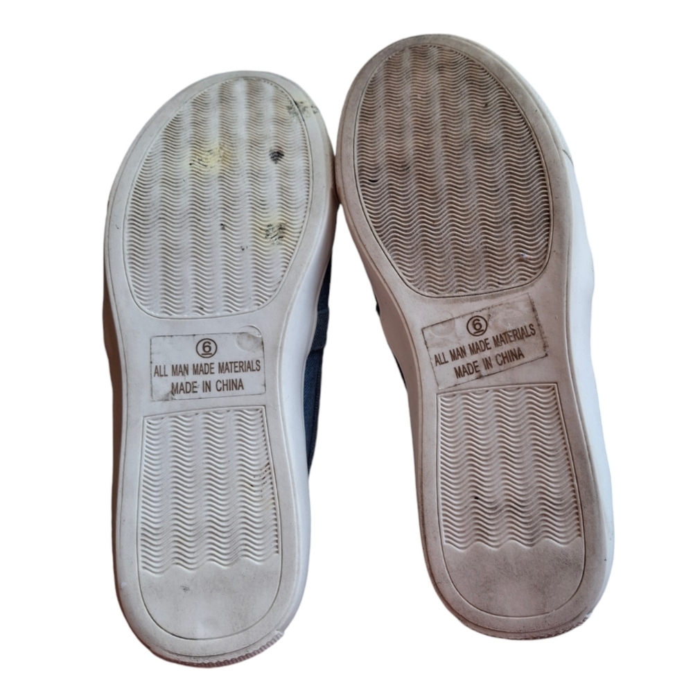 Vigo Fiore Chic-22 Studded Pearl Rhinestone Denim Slip-On Sneaker Women Size 6.5 - Picture 9 of 13